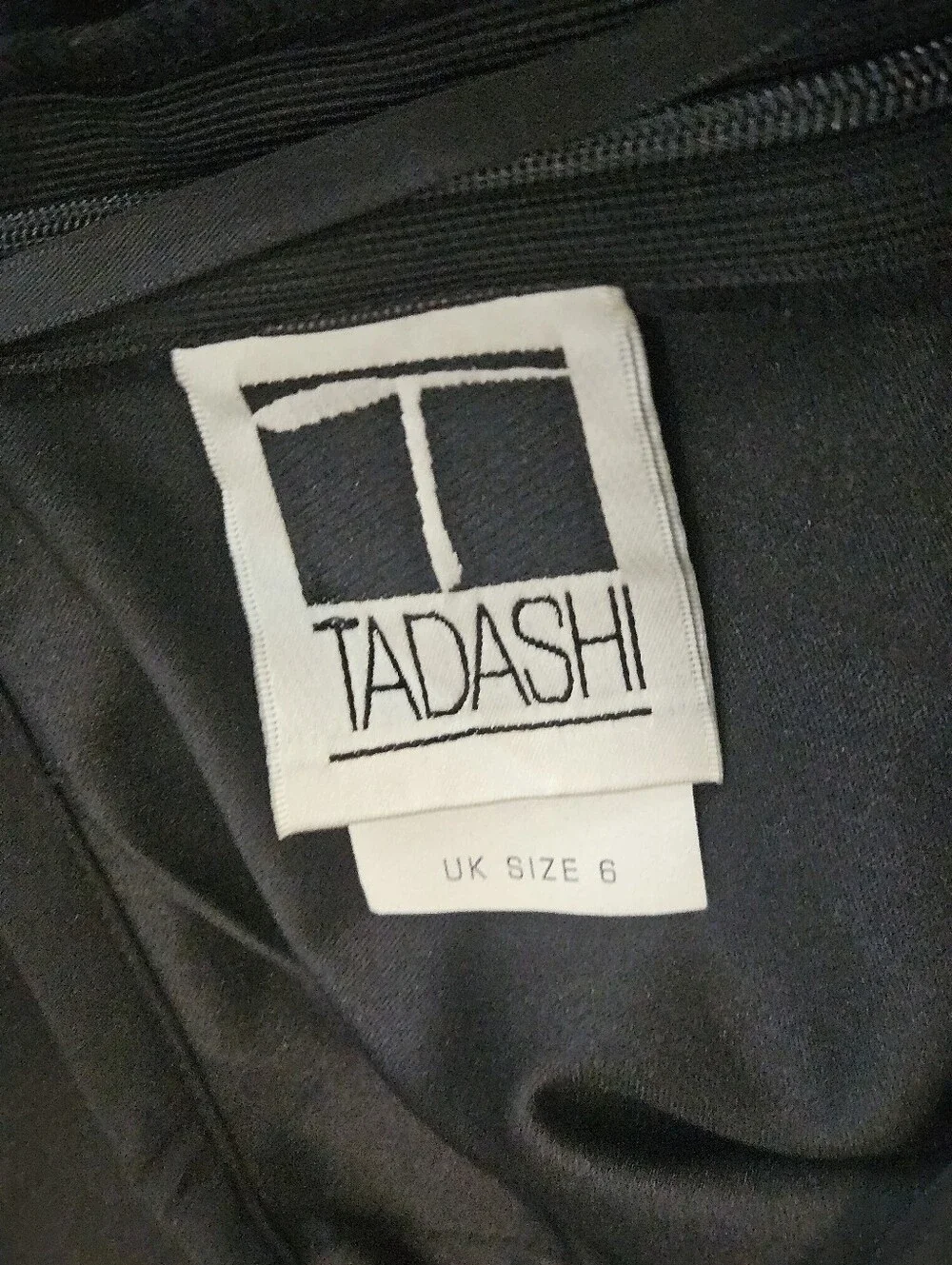 Vintage Tadashi 100% Silk Handkerchief Hem Skirt Black Size 4 US / 6 UK Flowy